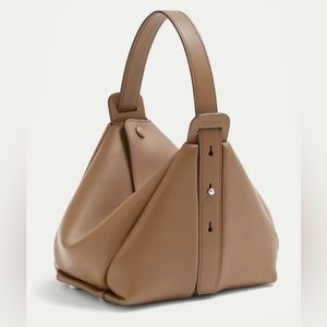 ADVENE « Age » bag. BNWT